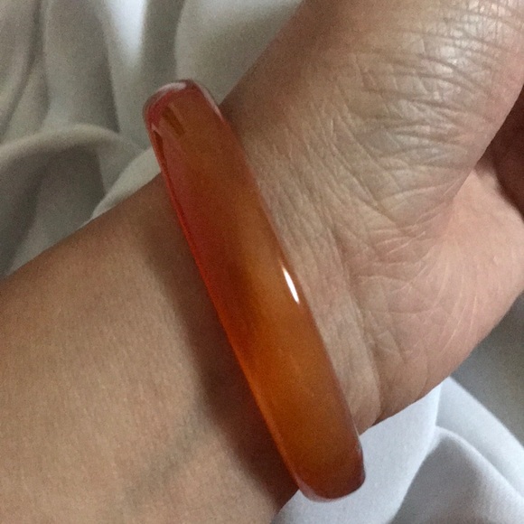 Red Jade Bangle - Picture 6 of 8